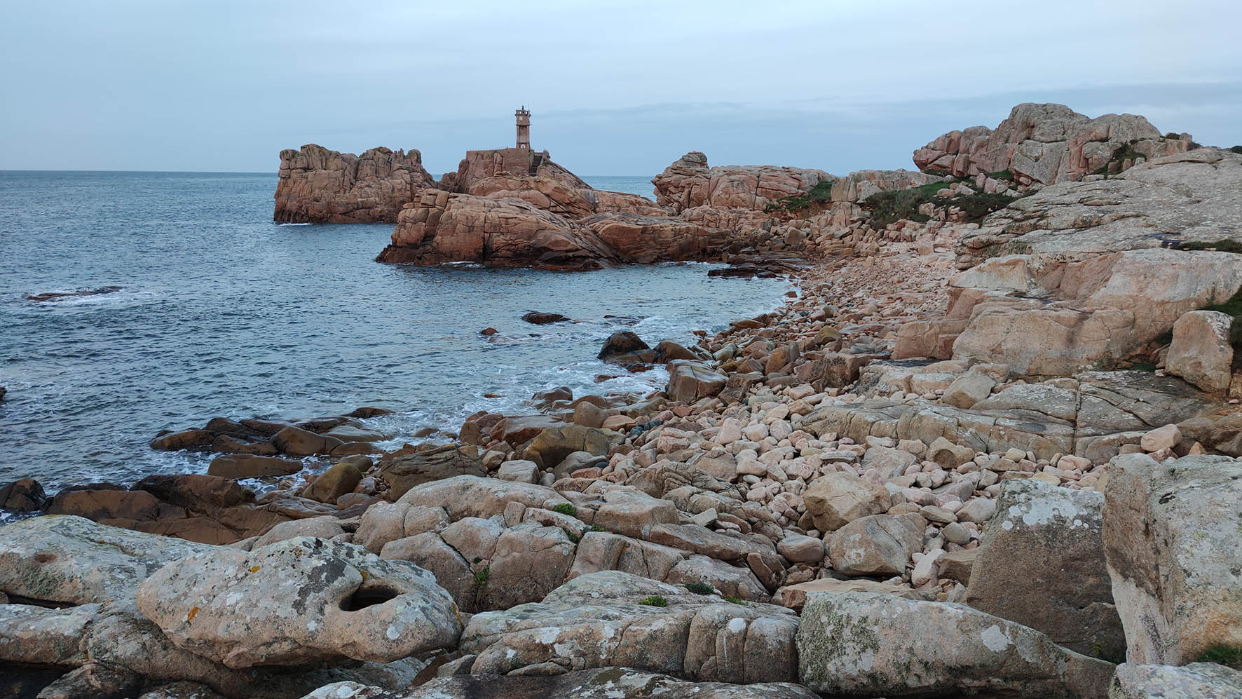 Sentier du Phare du Paon à réhabiliter Sentier du Phare du Paon à réhabiliter
